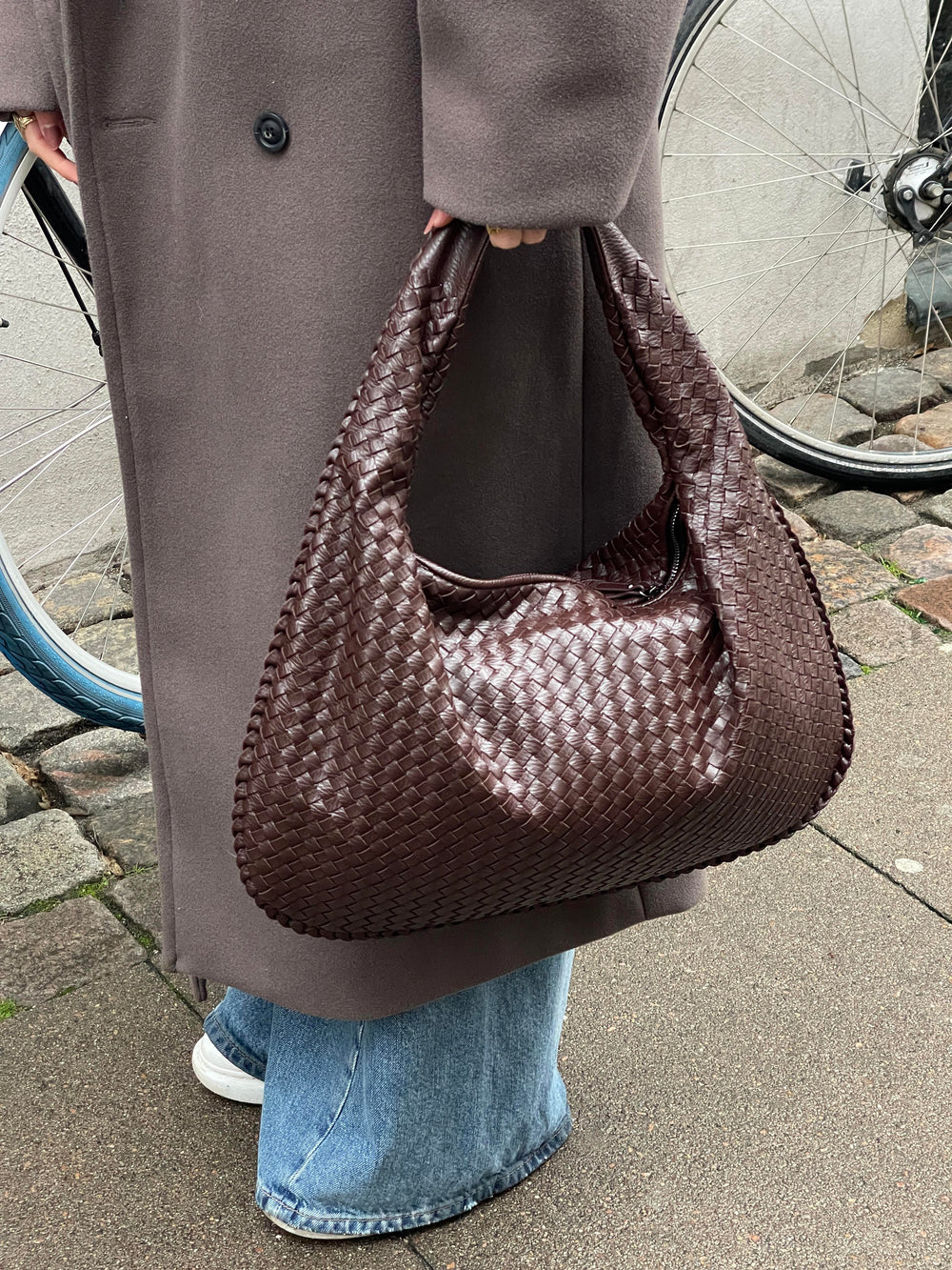 EcoChic Vegane Ledertasche™ - Nachhaltig und stilvoll