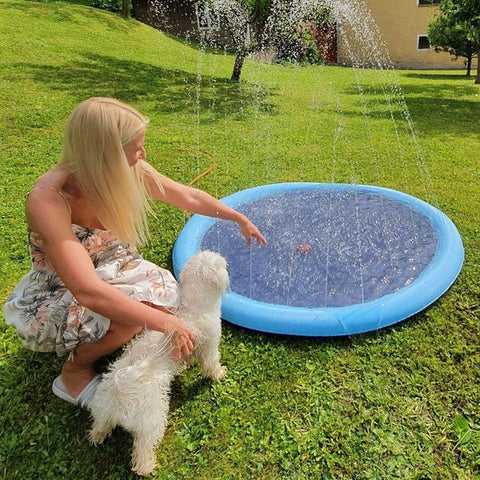 Wasser Spielmatte™ - Interaktiver Wasserspaß für Haustiere und Kinder!