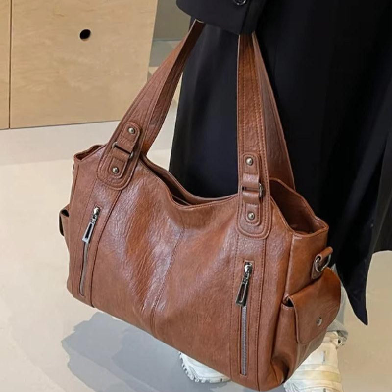 LuxeCarry™ - Erhöhen Sie Ihren Stil mit unserer luxuriösen Tote Bag aus Leder