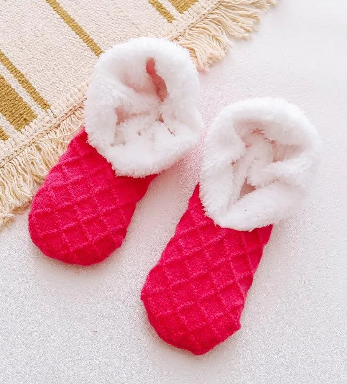CozyGrip Socken | Rutschfreier Komfort für kalte Tage
