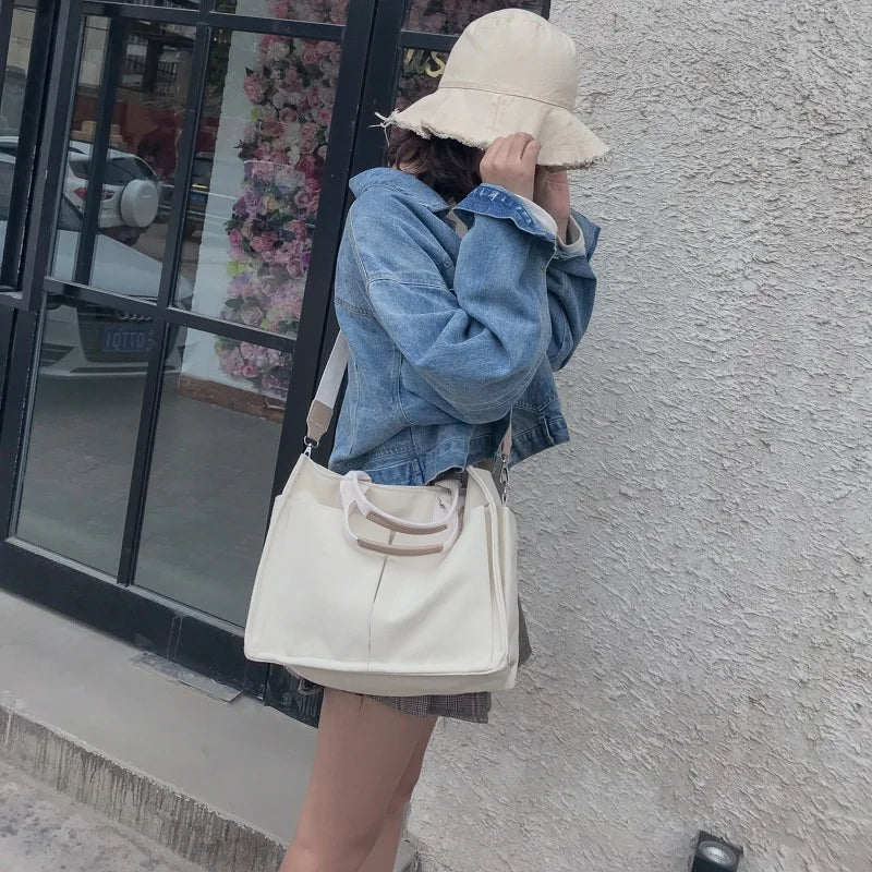 CasualTote™ - Geräumige Canvas-Schultertasche für stilvolle Frauen!