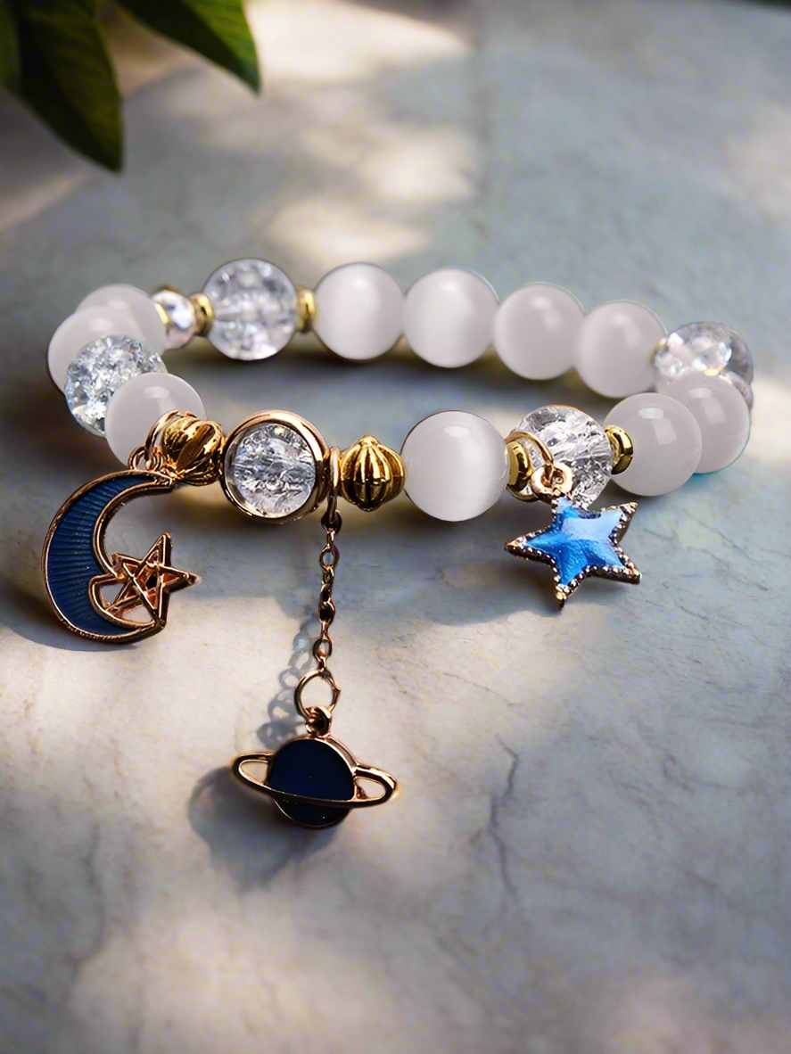 Stern & Mond Perlenarmband | Kosmische Eleganz für Ihr Handgelenk