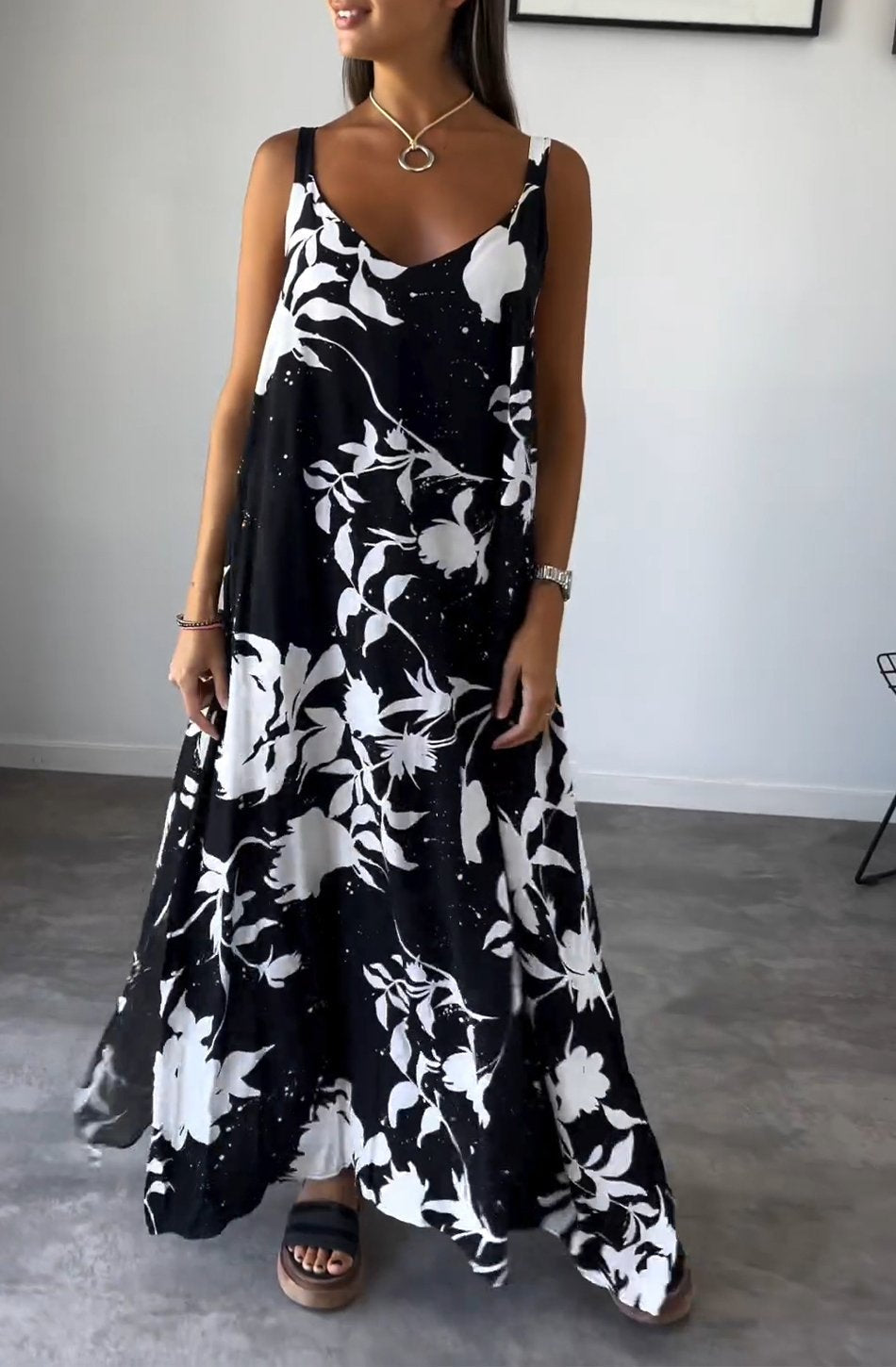 Lilith | Elegantes & stilvolles Kleid